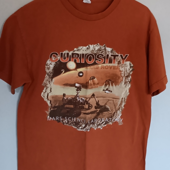 Curiosity Mars Rover Graphic Tee - Picture 2 of 3